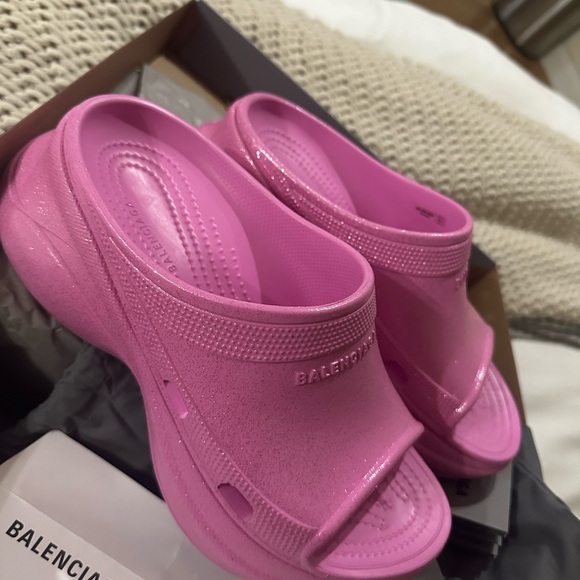 Balenciaga crocs - Picture 9 of 10